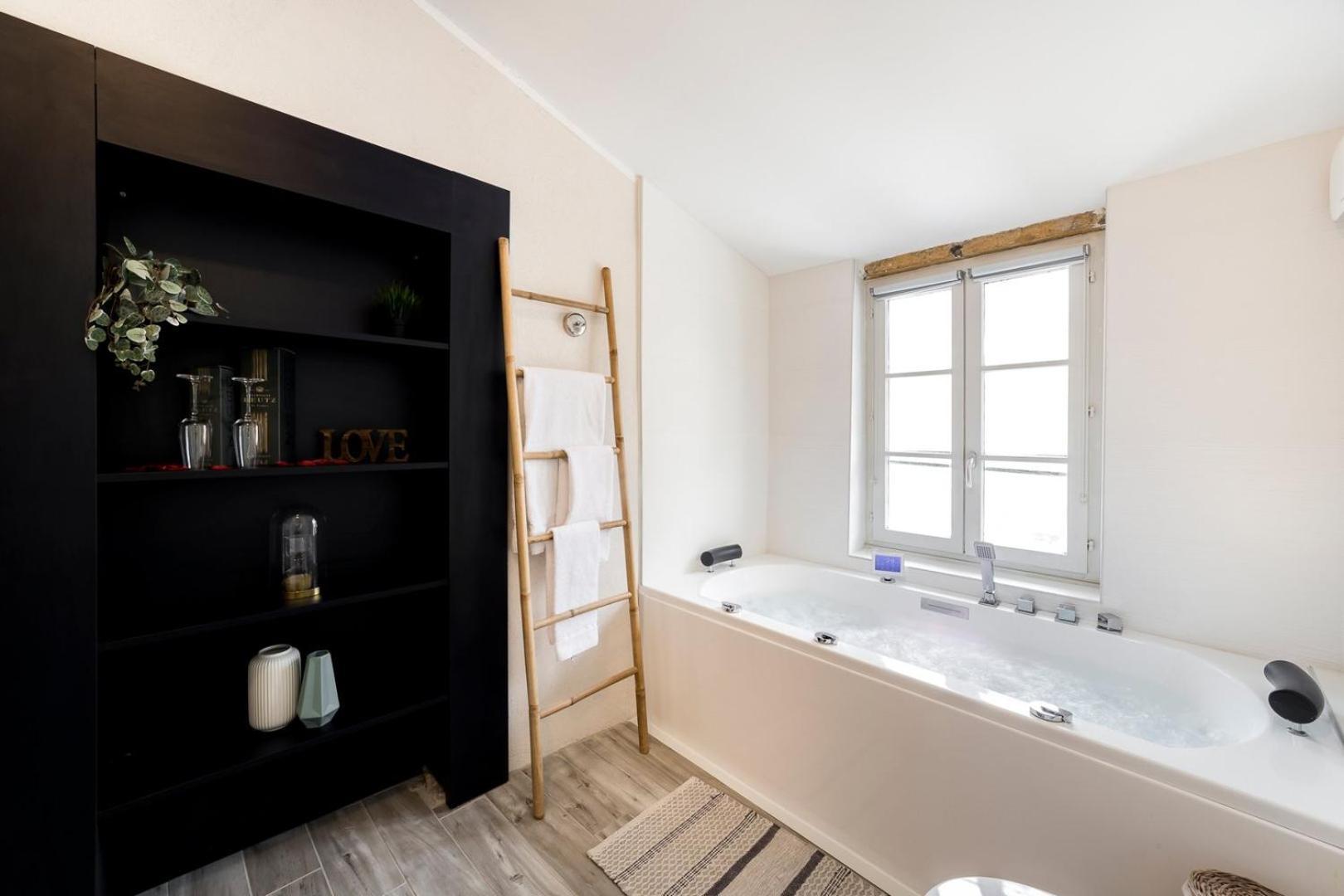 Sky'Room - Jacuzzi & Vue - Vieux Lyon Zewnętrze zdjęcie